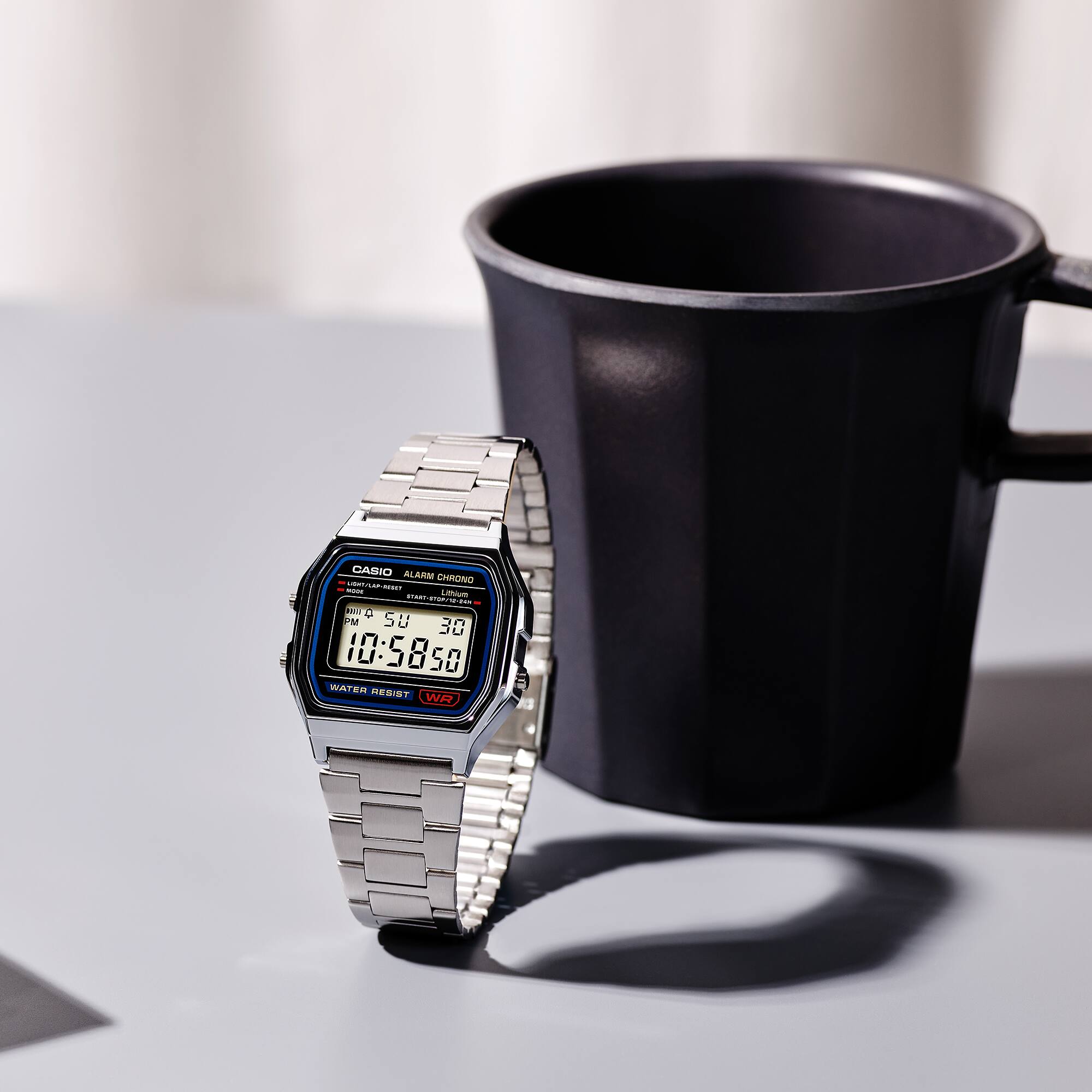 Casio Çelik Kordon Unisex Kol Saati CS3020-ASW
