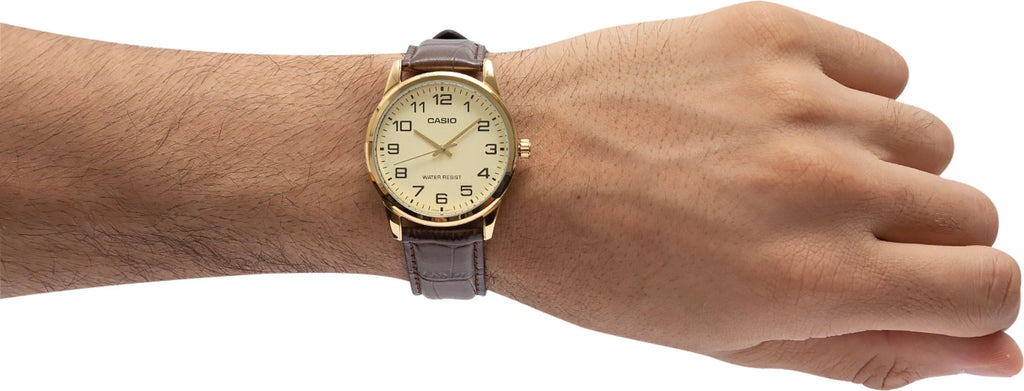 Casio Deri Kordon Erkek Kol Saati CS3039-ASW
