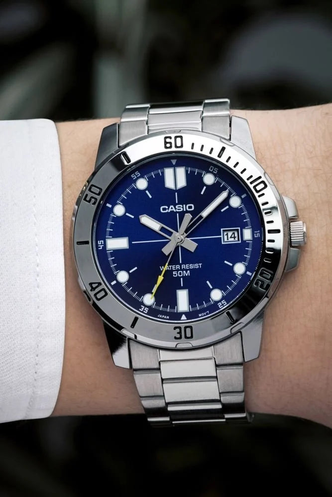 Casio Çelik Kordon Erkek Kol Saati CS3045-ASW